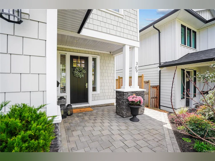 309 Cadillac Avenue, Saanich, BC, V8Z 1V2 - 28
