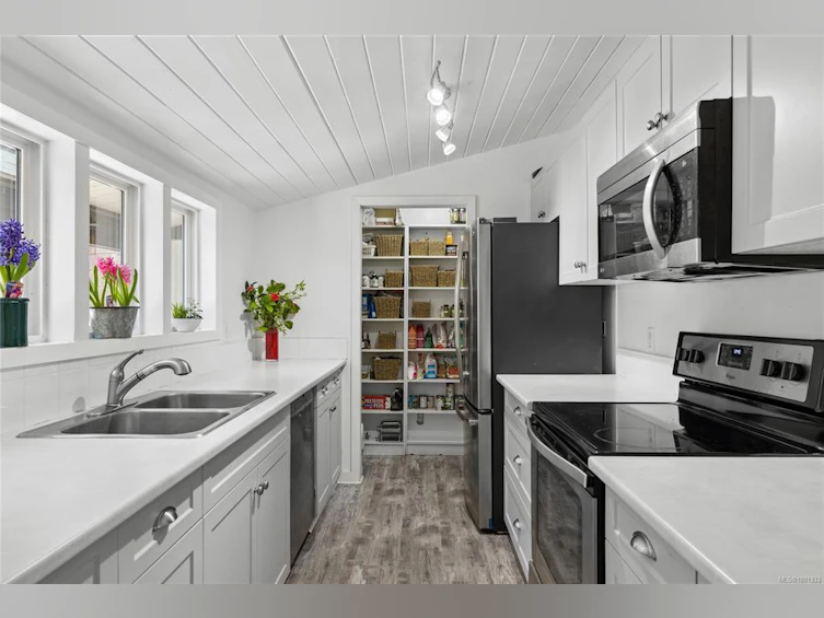 594 Wain Road, Parksville, BC, V9P 1R8 - 5