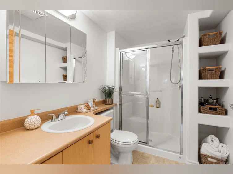 101-1225 Fort Street, Victoria, BC, V8V 4R2 - 21