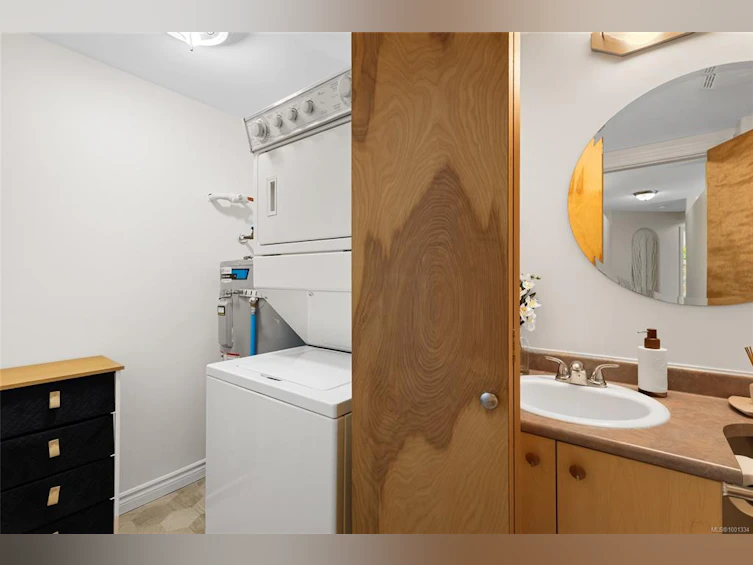101-1225 Fort Street, Victoria, BC, V8V 4R2 - 24