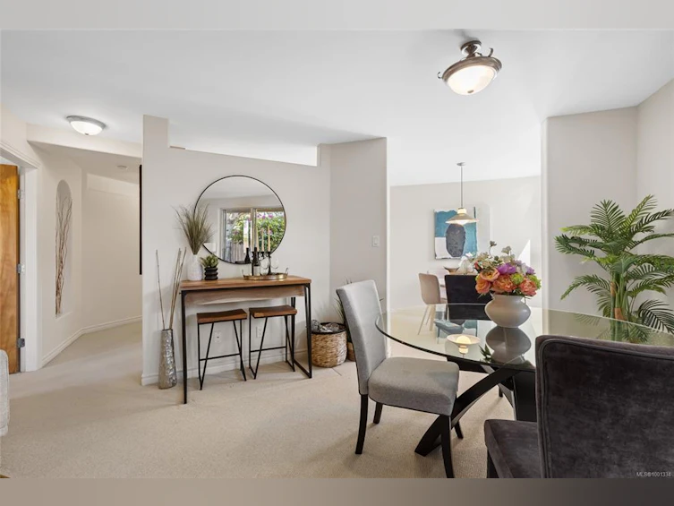 101-1225 Fort Street, Victoria, BC, V8V 4R2 - 13