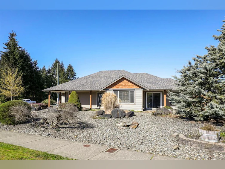 3357 Mill Street, Cumberland, BC, V0R 1S0 - 15