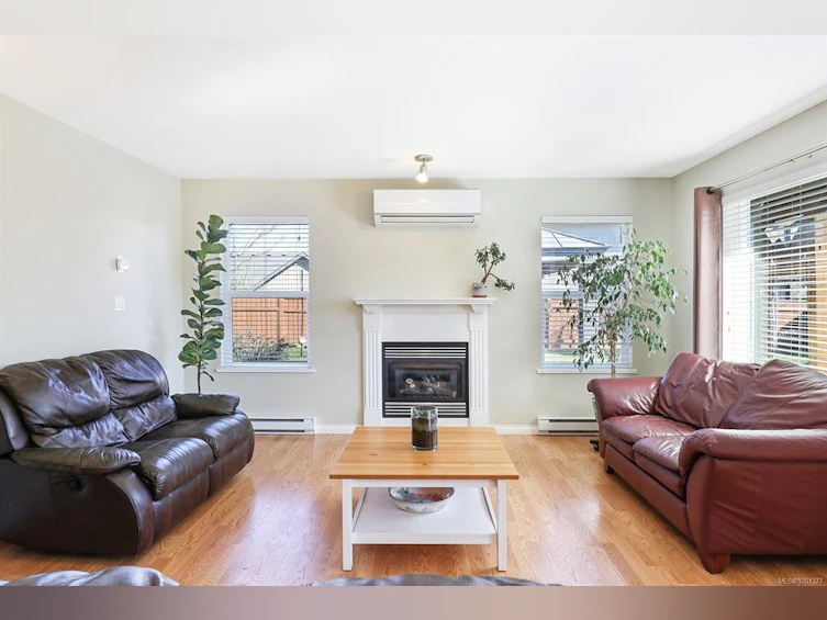 3357 Mill Street, Cumberland, BC, V0R 1S0 - 20