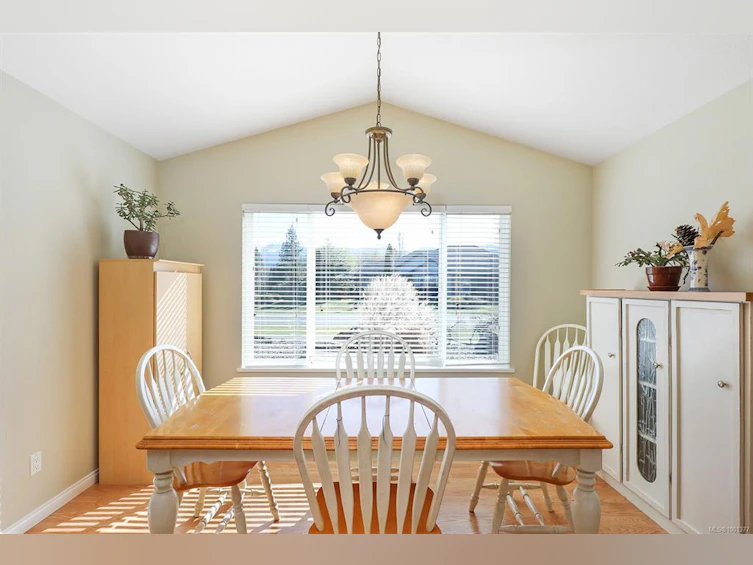 3357 Mill Street, Cumberland, BC, V0R 1S0 - 24
