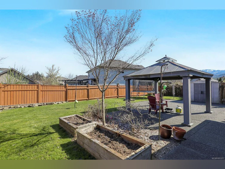 3357 Mill Street, Cumberland, BC, V0R 1S0 - 33