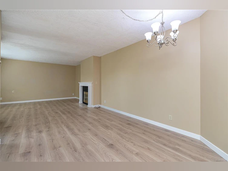 104-3900 Shelbourne Street, Saanich, BC, V8P 4H8 - 16