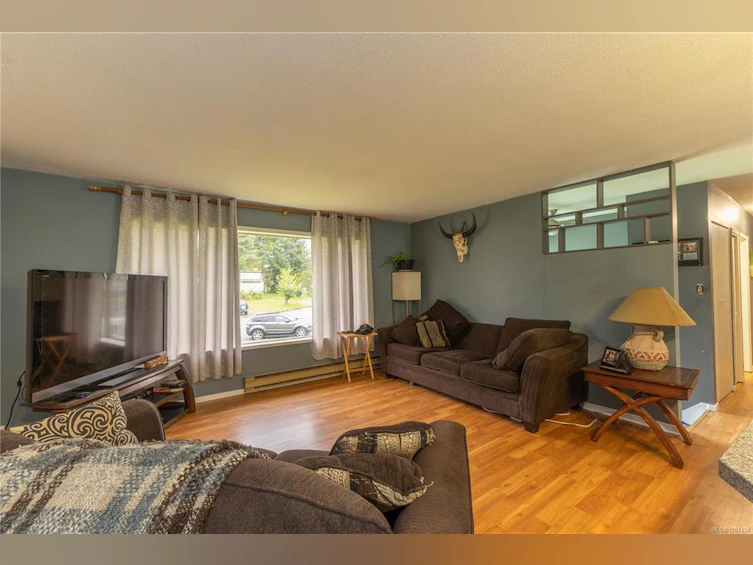 631 Nimpkish Drive, Gold River, BC, V0P 1G0 - 5