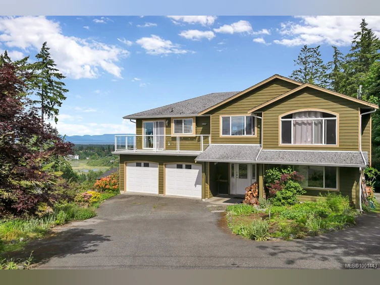 256 King Road, Nanaimo, BC, V9R 6H9