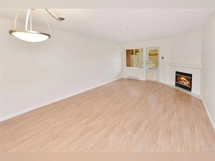 101-2045 Carrick Street, Oak Bay, BC, V8R 2M5 - 4