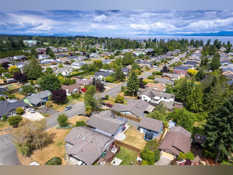 660 Phillips Street, Parksville, BC, V9P 1A8 - 50