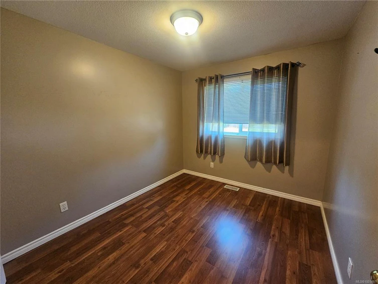 4045 Cedar Street, Port Alberni, BC, V9Y 6C5 - 12