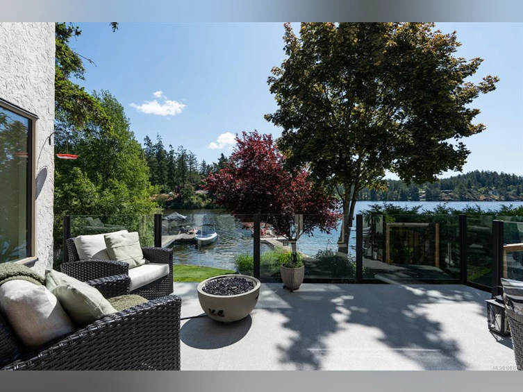 5045 Prospect Lake Road, Saanich, BC, V9E 1J5 - 32