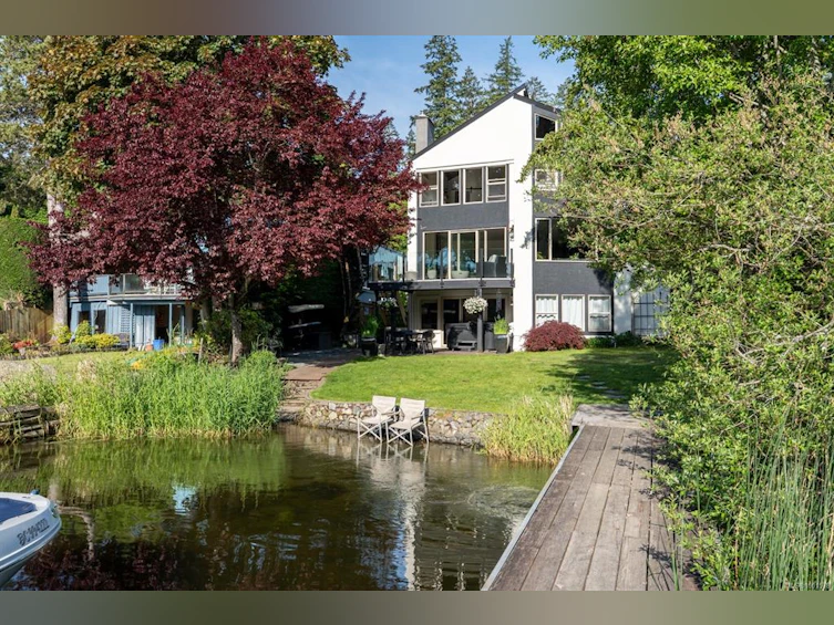 5045 Prospect Lake Road, Saanich, BC, V9E 1J5 - 61