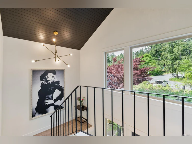 5045 Prospect Lake Road, Saanich, BC, V9E 1J5 - 20