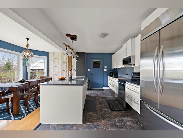 2066 Mctavish Road, North Saanich, BC, V8L 1E2 - 13
