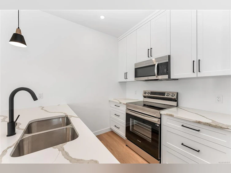 A-122 Plante Crescent, Lake Cowichan, BC, V0R 2G0 - 6