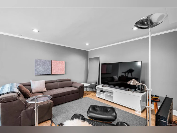 1-1508 Holly Street, Victoria, BC, V8R 2Y5 - 23