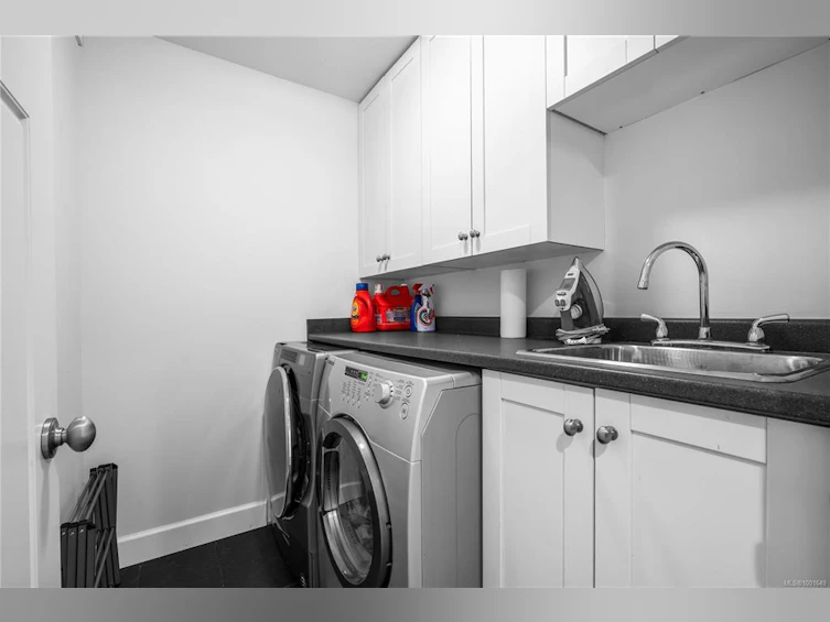 1-1508 Holly Street, Victoria, BC, V8R 2Y5 - 27