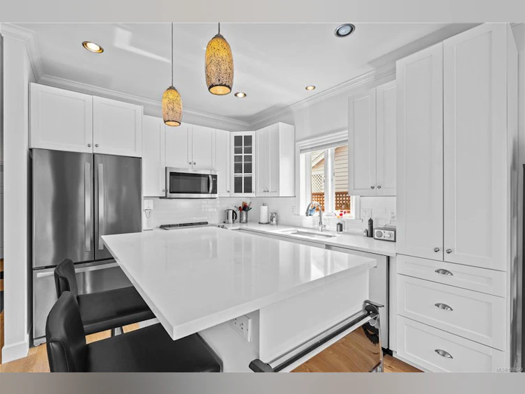 1-1508 Holly Street, Victoria, BC, V8R 2Y5 - 12
