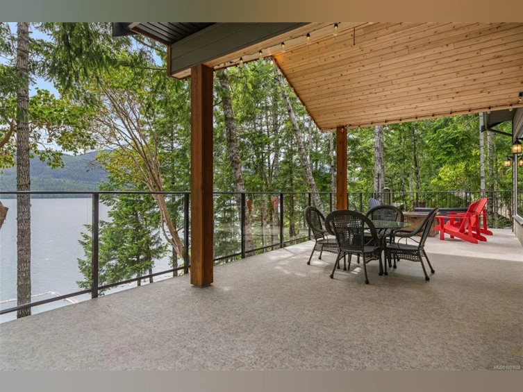 8130 Sa Seen Os Crescent, Youbou, BC, V0R 3E1