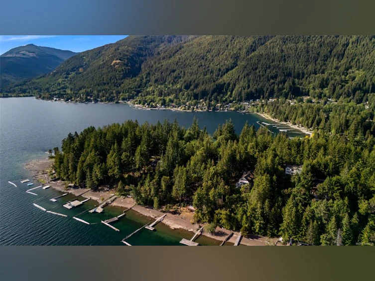 8130 Sa Seen Os Crescent, Youbou, BC, V0R 3E1 - 8