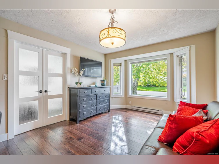 3979 Blue Ridge Place, Saanich, BC, V8Z 2V3 - 15