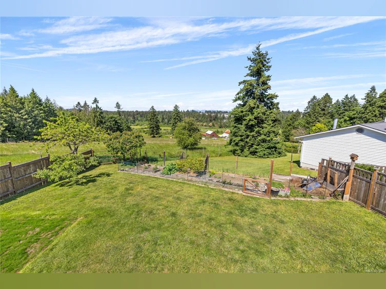2176 Michigan Way, Nanaimo, BC, V9R 6S1 - 8