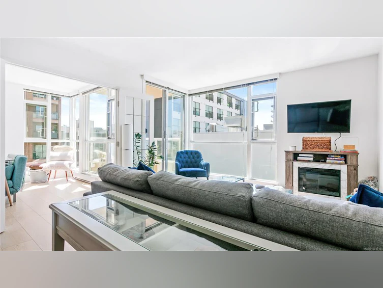 502-835 View Street, Victoria, BC, V8W 3W8 - 2