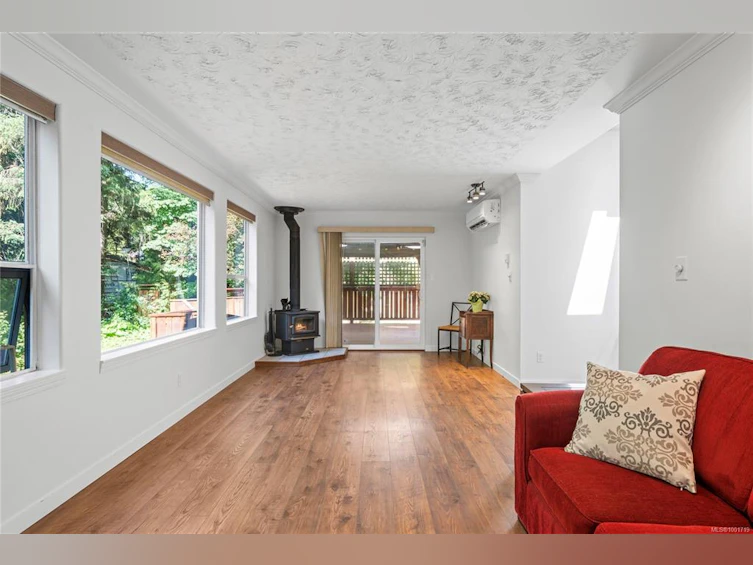 1676 Wilkinson Road, Nanaimo, BC, V9X 1V6 - 5