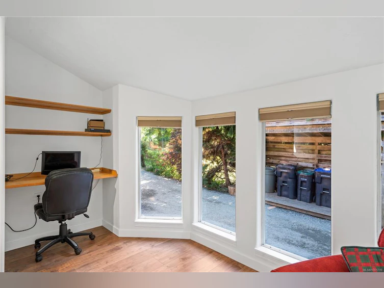 1676 Wilkinson Road, Nanaimo, BC, V9X 1V6 - 4