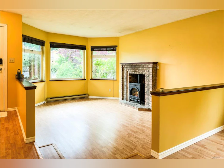 2732 Apple Drive, Campbell River, BC, V9W 7K4 - 2