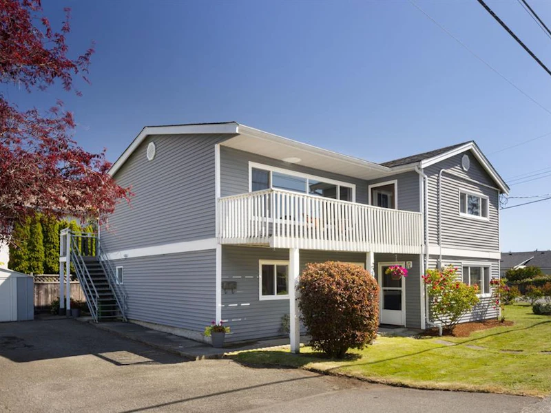 2254 Amelia Avenue, Sidney BC V8L 2H7