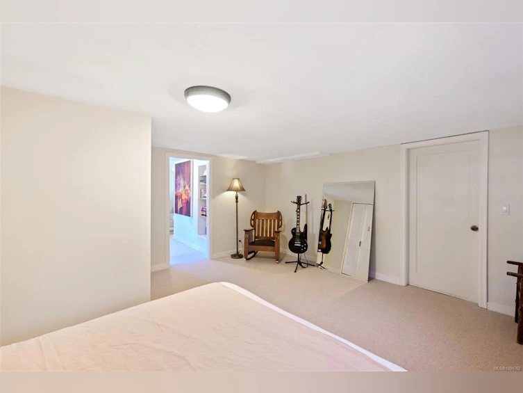 715 Powderly Avenue, Victoria, BC, V9A 2Z3 - 47