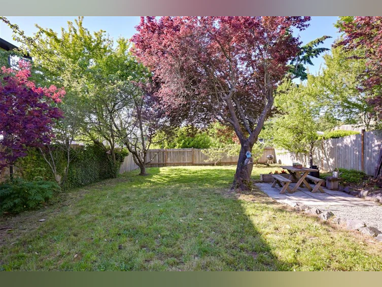 715 Powderly Avenue, Victoria, BC, V9A 2Z3 - 63