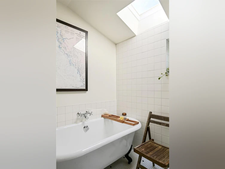 715 Powderly Avenue, Victoria, BC, V9A 2Z3 - 30