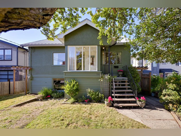 715 Powderly Avenue, Victoria, BC, V9A 2Z3 - 81