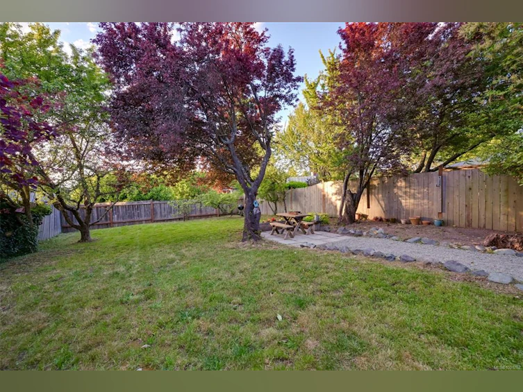 715 Powderly Avenue, Victoria, BC, V9A 2Z3 - 67