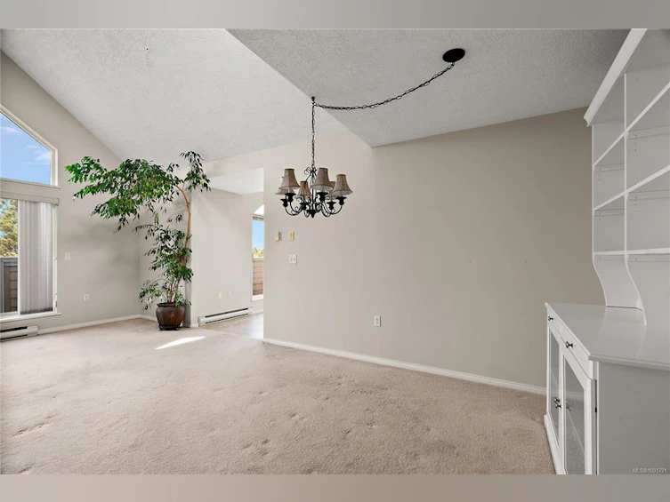 401-2250 James White Boulevard, Sidney, BC, V8L 1Z4 - 9