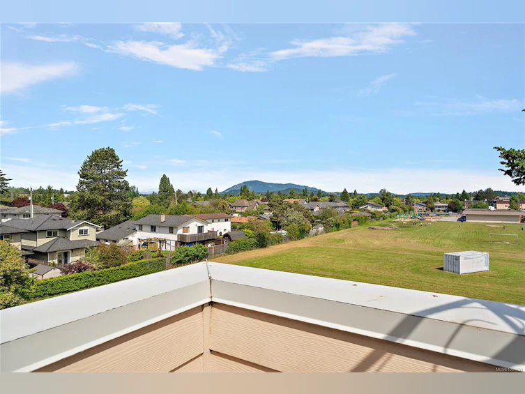 401-2250 James White Boulevard, Sidney, BC, V8L 1Z4 - 23