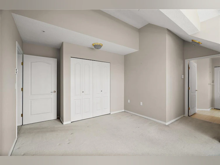 401-2250 James White Boulevard, Sidney, BC, V8L 1Z4 - 21