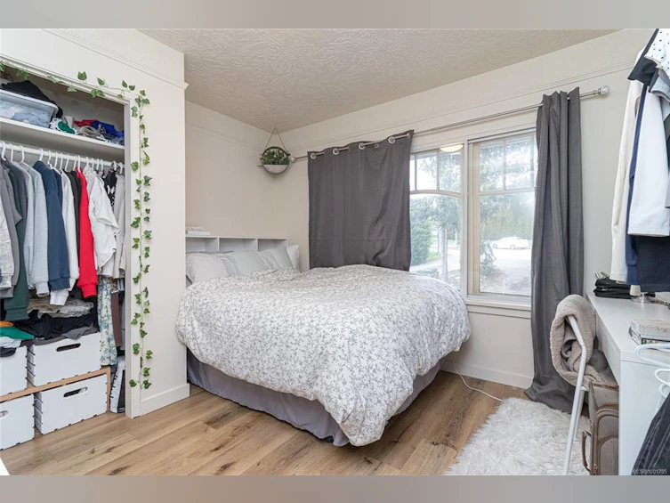 3364 Cook Street, Saanich, BC, V8X 1A8 - 21