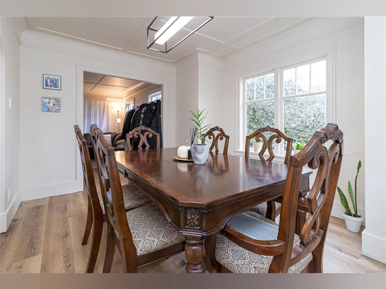 3364 Cook Street, Saanich, BC, V8X 1A8 - 8