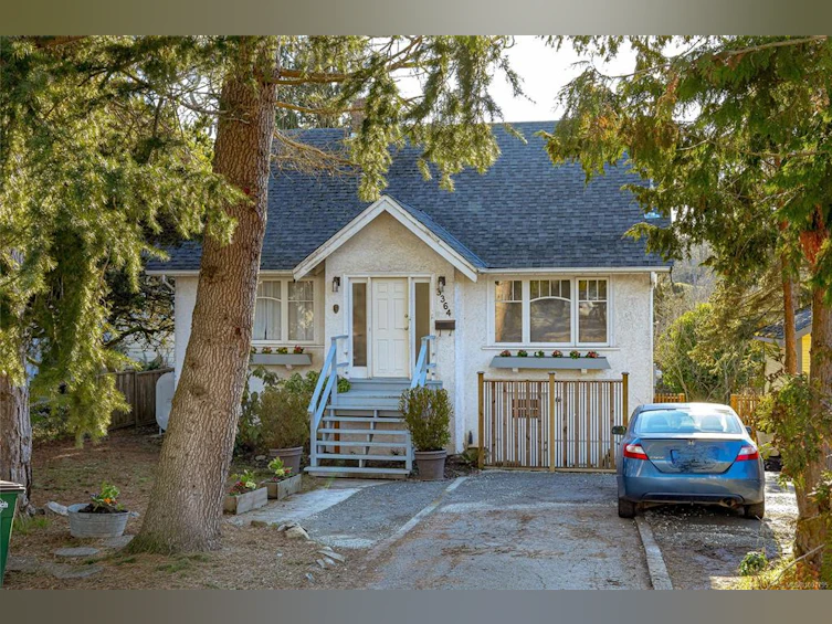 3364 Cook Street, Saanich, BC, V8X 1A8 - 42