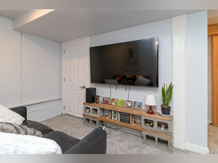 3364 Cook Street, Saanich, BC, V8X 1A8 - 27