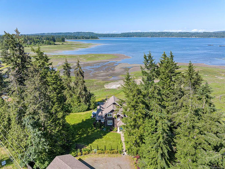 505 Arbutus Bay Road, Fanny Bay, BC, V0R 1W0 - 72