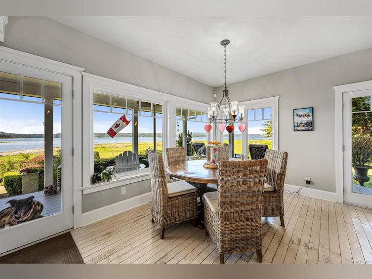 505 Arbutus Bay Road, Fanny Bay, BC, V0R 1W0 - 7
