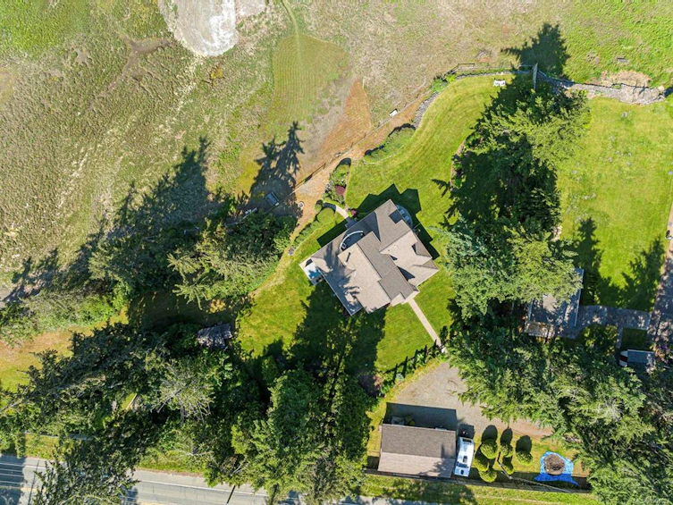 505 Arbutus Bay Road, Fanny Bay, BC, V0R 1W0 - 77