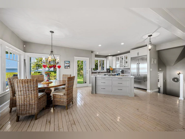 505 Arbutus Bay Road, Fanny Bay, BC, V0R 1W0 - 24