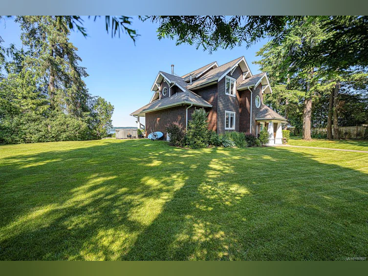 505 Arbutus Bay Road, Fanny Bay, BC, V0R 1W0 - 56