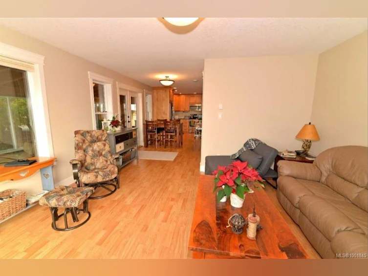 1355 Hodges Road, French Creek, BC, V9P 2B5 - 14